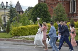 За август в Тульской области поженились 1 100 пар