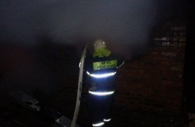 Ночью в Тульской области загорелся дом: есть пострадавший