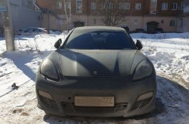 Житель Новомосковска лишился Porsche Panamera из-за неуплаты налогов и штрафов
