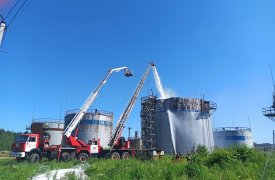 В Узловой загорелась емкость с этилбензолом на территории АО «Пластик»