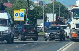 ДТП в Туле: Рязанское шоссе встало в пробке