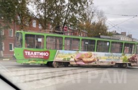 В Туле на улице Марата трамвай сошел с рельсов