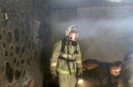 В Узловском районе пожарные вывели из горящего дома 8 человек