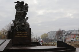 В Туле продезинфицировали сквер Памяти воинов-интернационалистов в Туле