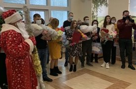 В Туле поздравили семьи, в которых малыши появились на свет в новогоднюю ночь