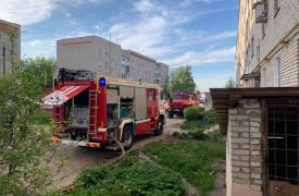 В Узловой из горящего многоквартирного дома эвакуировали 12 человек