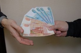 Житель Новомосковска Тульской области пытался откупиться от полицейского