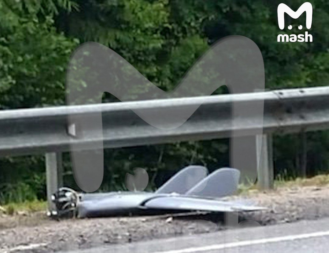 в губкине упал беспилотник