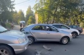 В Туле на улице Кирова пьяный водитель автомобиля Hyundai попал в ДТП