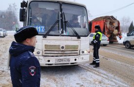 Один автобус был снят с маршрута и помещен на спецстоянку в ходе прошедшего в Тульской области рейда