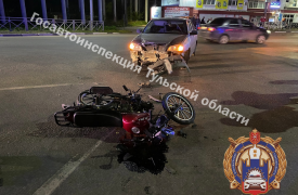 Легковушка в лоб протаранила мопед в Новомосковске Тульской области