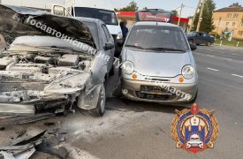 14-летняя девочка пострадала в аварии с двумя иномарками под Тулой