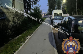 Пьяная самокатчица перевернулась на дороге в Туле
