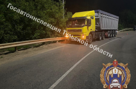 Мотоциклист без прав погиб после столкновения с грузовиком в Ефремовском районе Тульской области