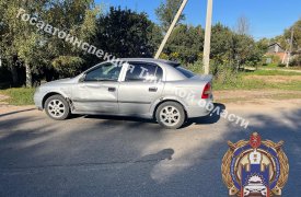 Женщина на мопеде протаранила иномарку в Ясногорском районе Тульской области