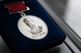 В России учреждена медаль имени тульского конструктора