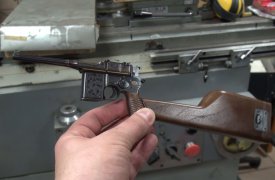 Туляк незаконно продавал миниатюрные копии оружия