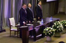 Владимир Груздев: предлагаю всем вместе пожелать успехов Алексею Дюмину