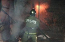 Ночью под Кимовском сгорели сразу 2 дома