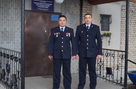 В Заокском двое полицейских, рискуя жизнью, спасли из горящего дома 17 человек