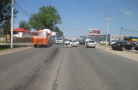 В Туле на Новомосковском шоссе произошло тройное ДТП