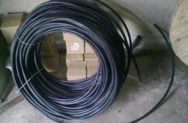 В Ефремове злоумышленники утащили кабель из ангара
