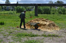 В Березовой роще в Туле готовят площадку для выгула собак