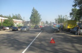 В Туле столкнулись сразу три автомобиля