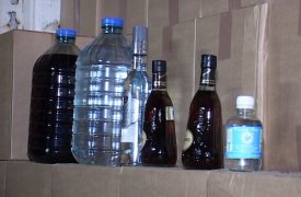Жительница Алексина попалась на продаже «паленки»