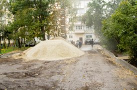 Зареченцы ликуют: дворы приводят в порядок