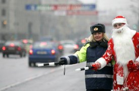 Как будут работать отделения МРЭО в новогодние каникулы?
