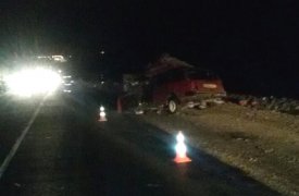 Под Тулой водитель «четвёрки» не заметил припаркованный грузовик: двое пострадавших