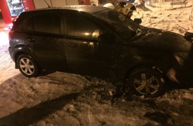 В Алексине при загадочных обстоятельствах сгорел автомобиль