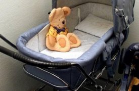 Житель Кимовска «угнал» из подъезда детскую коляску и санки