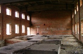 Тульскую «заброшку», по которой лазили подростки, заложили кирпичом